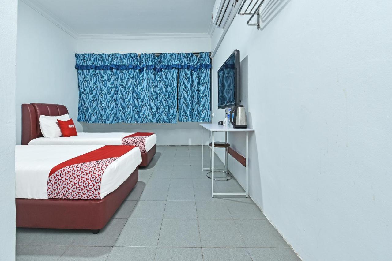Oyo 90544 M&H Hotel Pengerang Eksteriør bilde